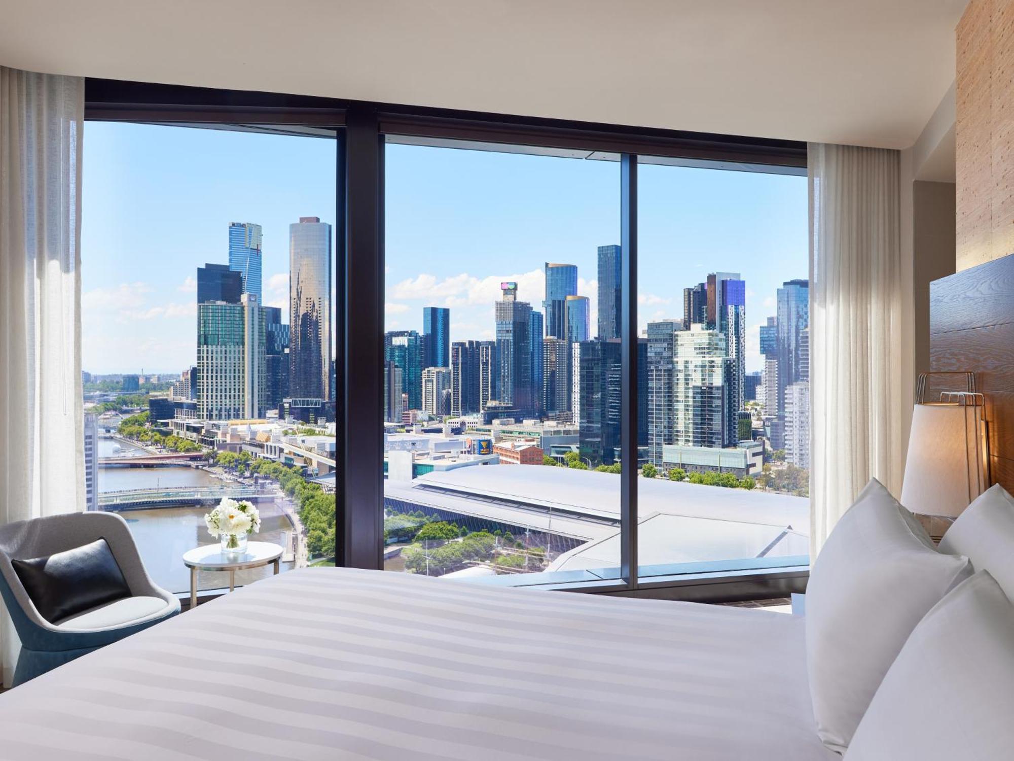 Hotel Pan Pacific Melbourne City Exterior foto A view of the Brisbane River from a guest room